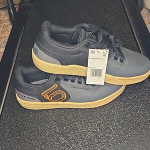 Adidas Five Ten Freerider Pro Canvas MTB Shoes Size 8.5 Women  Grey/Orange - New